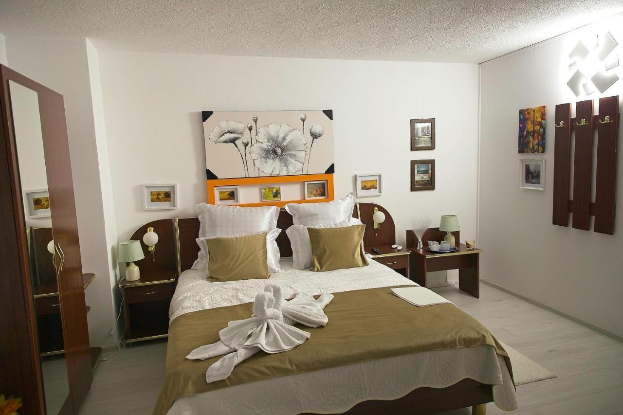 Hotel Casa Mina Buşteni Zewnętrze zdjęcie